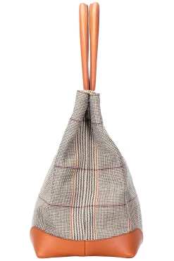 Russell Tote<Stubbs & Wootton New